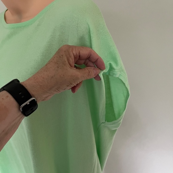 NWT - Bench Dolman Sleeve Top - Picture 6 of 13